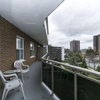 Квартира в Канаде, Торонто, 72 кв.м.