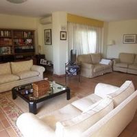 Дом в Испании, Валенсия, 360 кв.м.