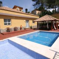 House in Spain, Catalunya, Barcelona, 206 sq.m.