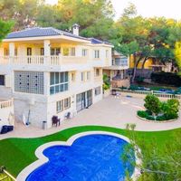 House in Spain, 360 sq.m.