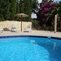 Other commercial property in Spain, 2550 sq.m.