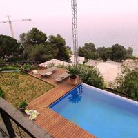 Дом в Испании, Каталония, Жирона, 360 кв.м.