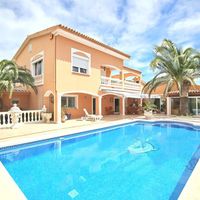 Дом в Испании, Каталония, Жирона, 319 кв.м.