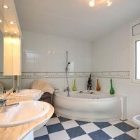 Дом в Испании, Каталония, Жирона, 319 кв.м.