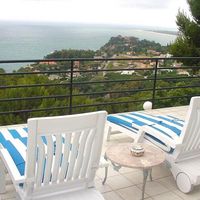 Дом в Испании, Каталония, Жирона, 375 кв.м.