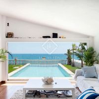 Villa in the mountains, by the lake, at the seaside in Spain, Catalunya, Sitges, 300 sq.m.