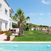 Villa in the mountains, by the lake, at the seaside in Spain, Catalunya, Sitges, 300 sq.m.