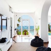 Villa in the mountains, by the lake, at the seaside in Spain, Catalunya, Sitges, 300 sq.m.