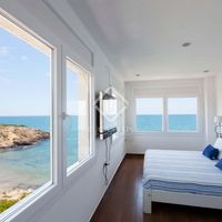 Villa in the mountains, by the lake, at the seaside in Spain, Catalunya, Sitges, 300 sq.m.