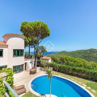 Вилла в горах, у моря в Испании, 243 кв.м.