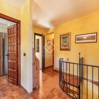 Вилла в горах, у моря в Испании, 243 кв.м.