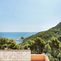 Вилла у моря в Испании, Каталония, Багур, 181 кв.м.