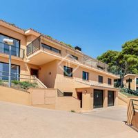 Вилла у моря в Испании, Каталония, Багур, 181 кв.м.