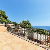 Вилла у моря в Испании, Каталония, Багур, 181 кв.м.