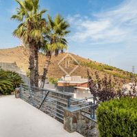 Вилла в Испании, Каталония, Сан-Жуст-Десверн, 545 кв.м.