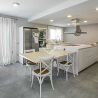 Вилла в горах в Испании, Каталония, Сан-Андрес-де-Льеванерас, 511 кв.м.