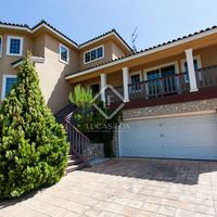 Villa in the mountains in Spain, Catalunya, Sitges, 330 sq.m.