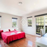 Villa in the mountains in Spain, Catalunya, Sitges, 330 sq.m.