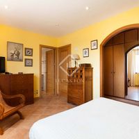 Villa in the big city, at the seaside in Spain, Catalunya, Sitges, 280 sq.m.