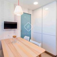 Апартаменты в большом городе в Испании, Валенсия, 136 кв.м.