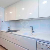 Апартаменты в большом городе в Испании, Валенсия, 136 кв.м.