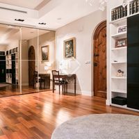 Апартаменты в большом городе в Испании, Валенсия, 223 кв.м.