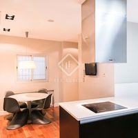 Апартаменты в большом городе в Испании, Валенсия, 223 кв.м.