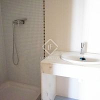 Апартаменты в большом городе в Испании, Валенсия, 212 кв.м.