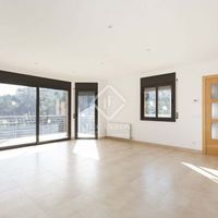 Villa in the mountains in Spain, Catalunya, Sitges, 260 sq.m.