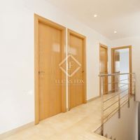 Villa in the mountains in Spain, Catalunya, Sitges, 260 sq.m.