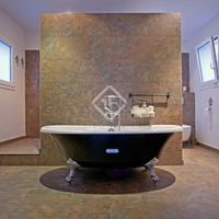 Villa in Spain, Catalunya, Sitges, 162 sq.m.