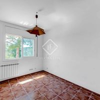 Villa in Spain, Catalunya, Sitges, 273 sq.m.