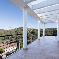 Villa in the mountains in Spain, Catalunya, Sitges, 237 sq.m.