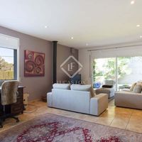 Villa in the mountains, at the seaside in Spain, Catalunya, Sitges, 295 sq.m.