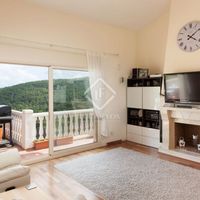 Villa in the mountains, at the seaside in Spain, Catalunya, Sitges, 320 sq.m.