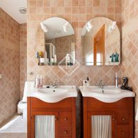 Villa in the mountains, at the seaside in Spain, Catalunya, Sitges, 320 sq.m.