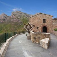 Villa in the mountains in Spain, Catalunya, Barcelona, 2150 sq.m.