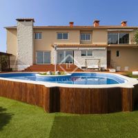 Villa in the big city, in the mountains, at the seaside in Spain, Catalunya, Sitges, 594 sq.m.