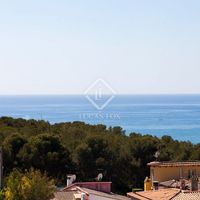 Villa in Spain, Catalunya, Sitges, 470 sq.m.