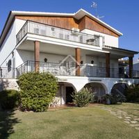 Villa in the big city, at the seaside in Spain, Catalunya, Sitges, 227 sq.m.