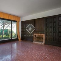 Villa in the mountains, at the seaside in Spain, Catalunya, Sant Andreu de Llavaneres, 780 sq.m.