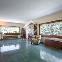 Вилла в горах в Испании, Каталония, Барселона, 950 кв.м.