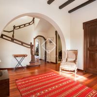 Villa by the lake, at the seaside in Spain, Catalunya, Sant Andreu de Llavaneres, 580 sq.m.