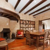 Villa by the lake, at the seaside in Spain, Catalunya, Sant Andreu de Llavaneres, 580 sq.m.