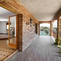 Villa in the mountains in Spain, Catalunya, Sant Andreu de Llavaneres, 468 sq.m.