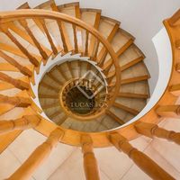 Villa in the mountains in Spain, Catalunya, Sant Andreu de Llavaneres, 468 sq.m.