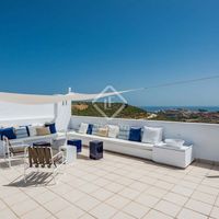 Penthouse at the seaside in Spain, Andalucia, 130 sq.m.