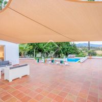 Villa in the mountains, at the seaside in Spain, Andalucia, 269 sq.m.