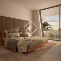 Вилла в большом городе, у моря в Испании, Андалусия, 213 кв.м.