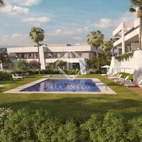 Вилла в большом городе, у моря в Испании, Андалусия, 213 кв.м.